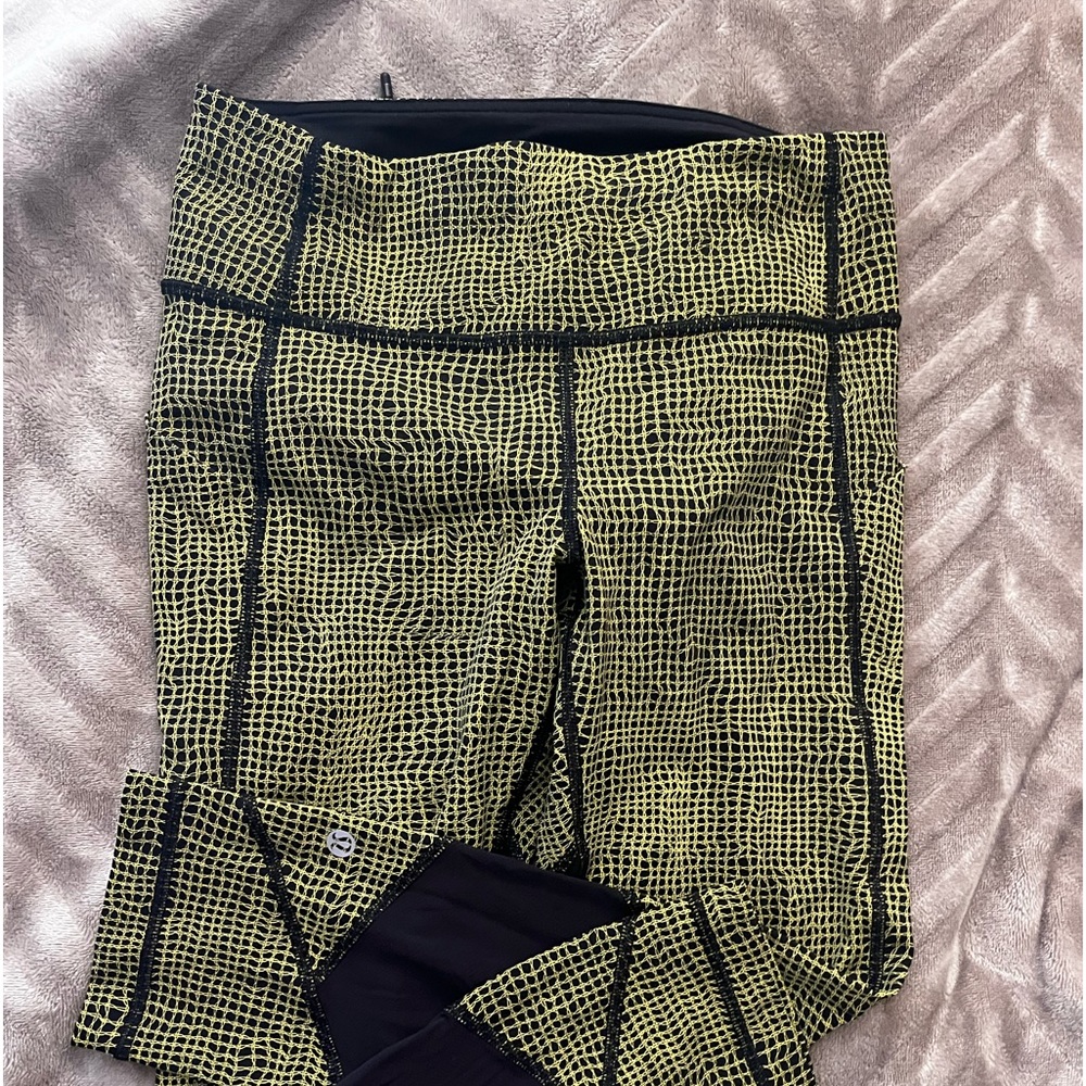 Lululemon capri leggings